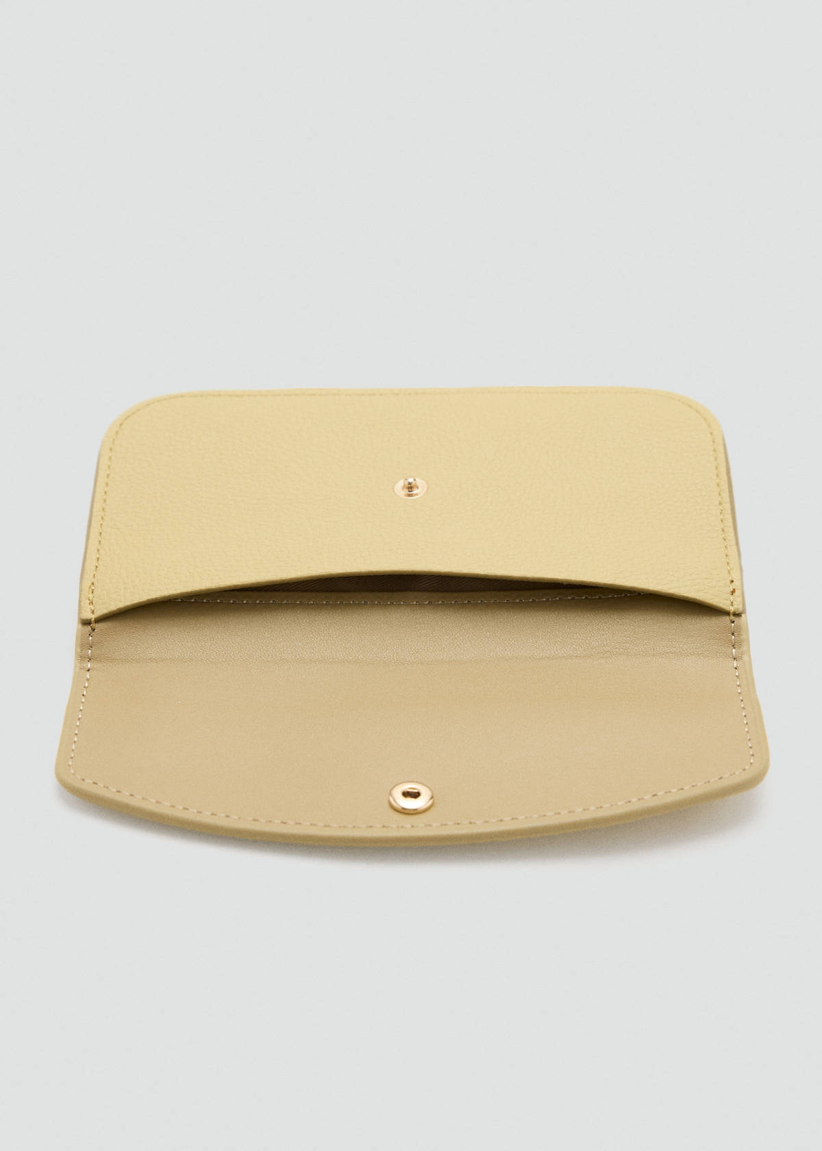 Wallet with button flap — Vanilla