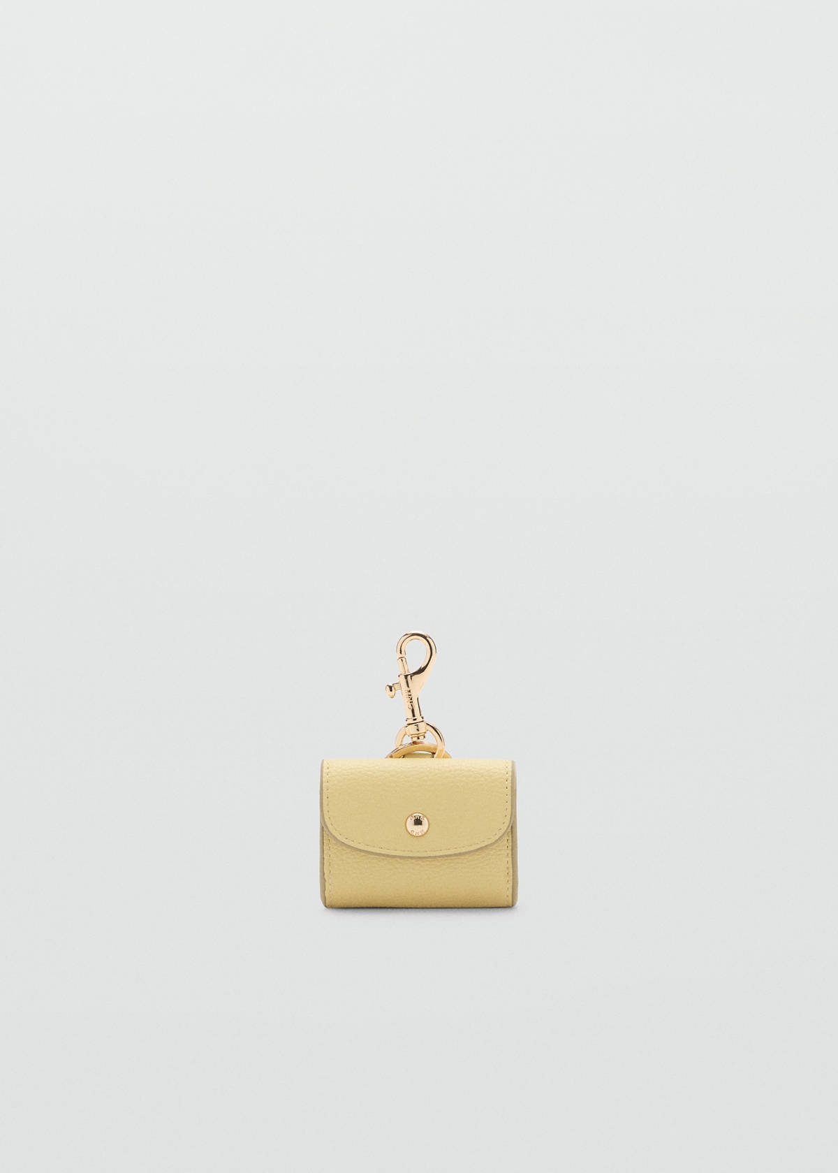Earphone pouch with flap — Vanilla