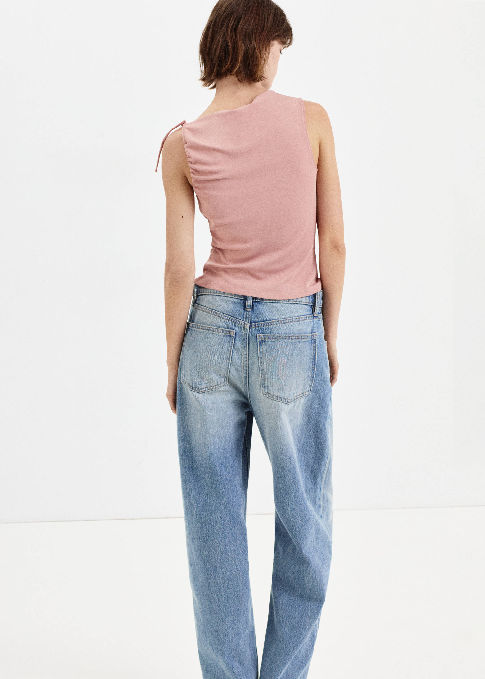 Asymmetric ruched top - Reverse of the article