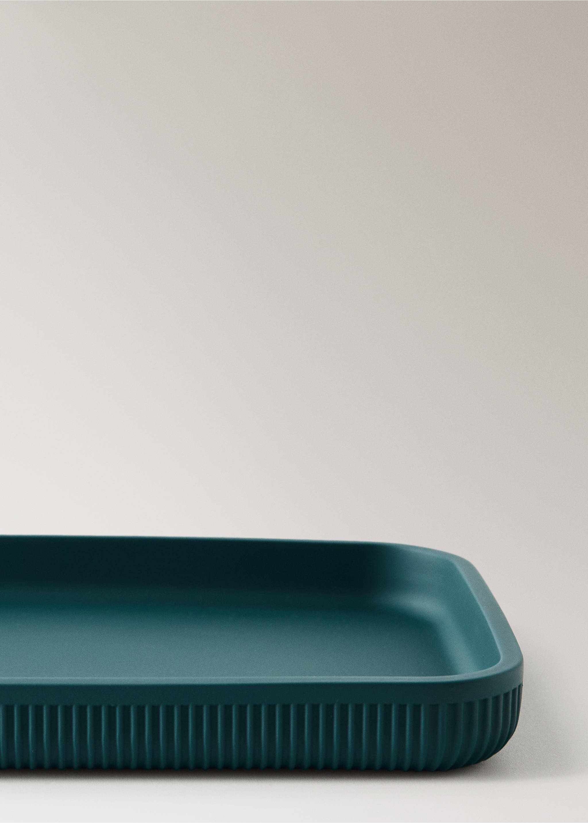 Striped resin bath tray - Details of the article 2, Dark Green. Ref: 37093859-00.