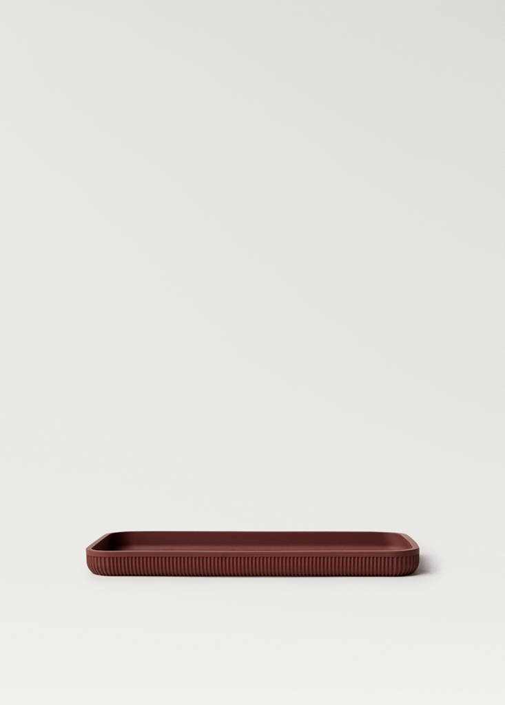 Striped resin bath tray — Maroon