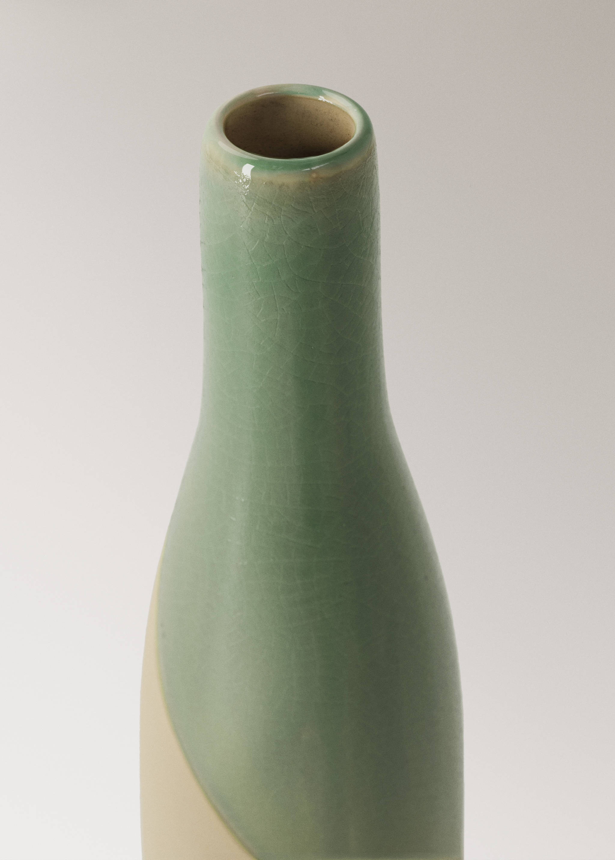 Two-tone 100% stoneware vase - Details of the article 1