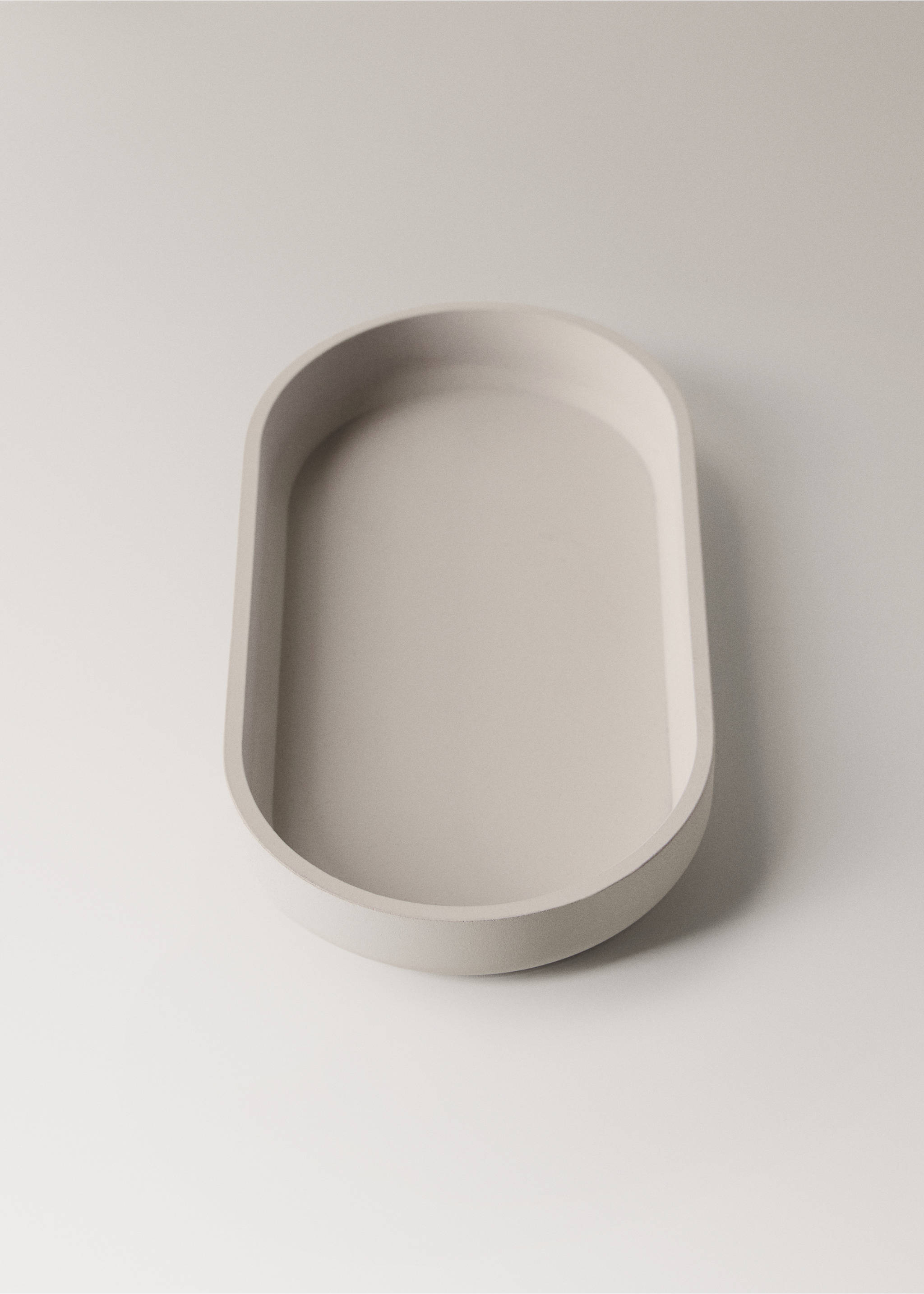 Resin bathroom tray - Details of the article 2, Ecru. Ref: 37093865-00.