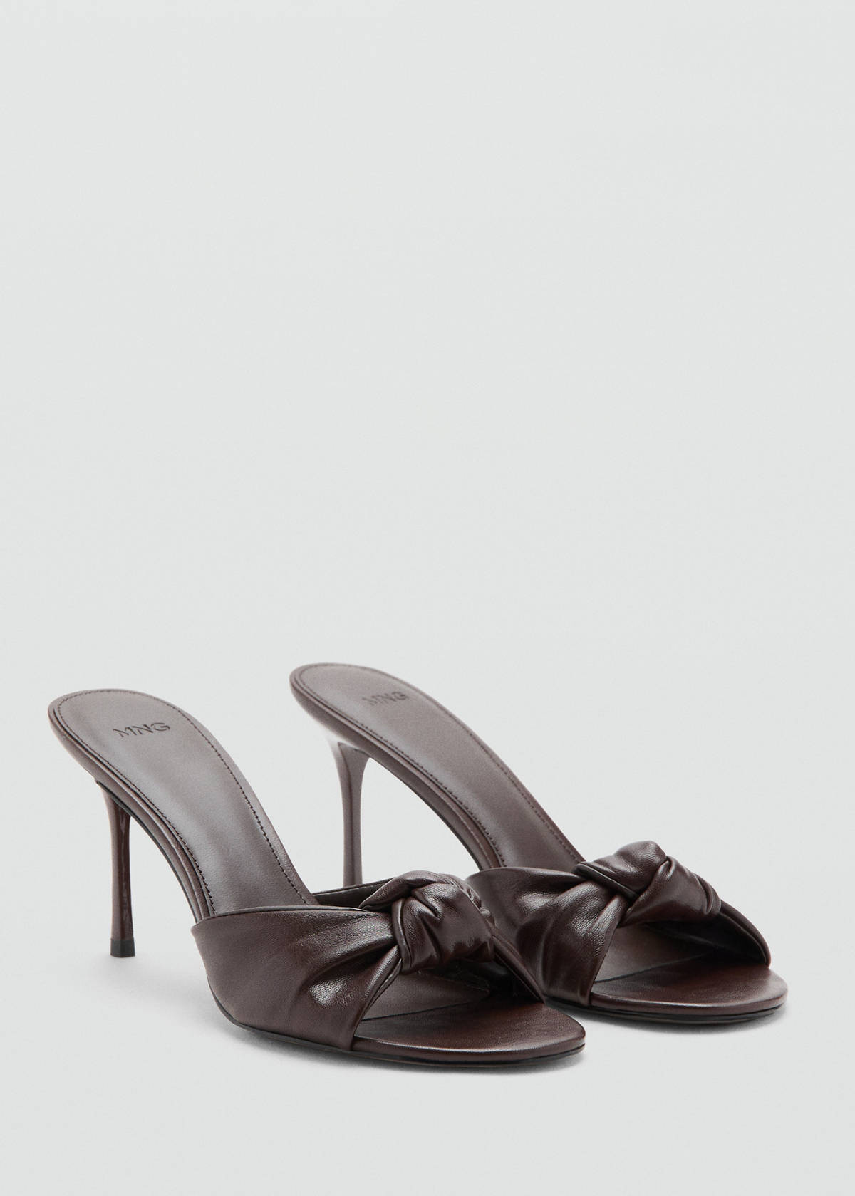 Stiletto heel knot sandal — Chocolate