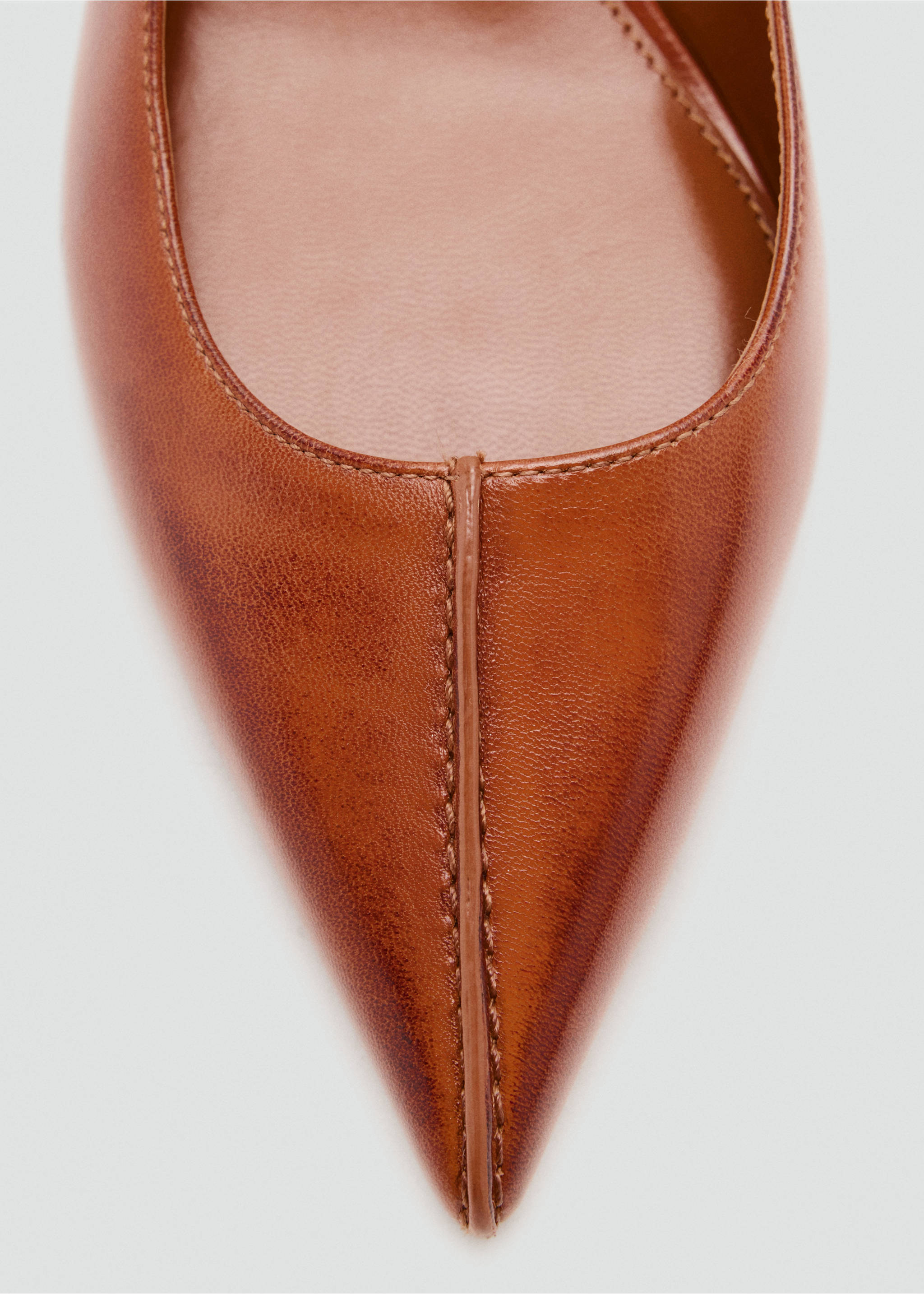 Chaussures à talon kitten bout pointu - Détail de l'article 1, Cognac. Ref: 37093877-00.