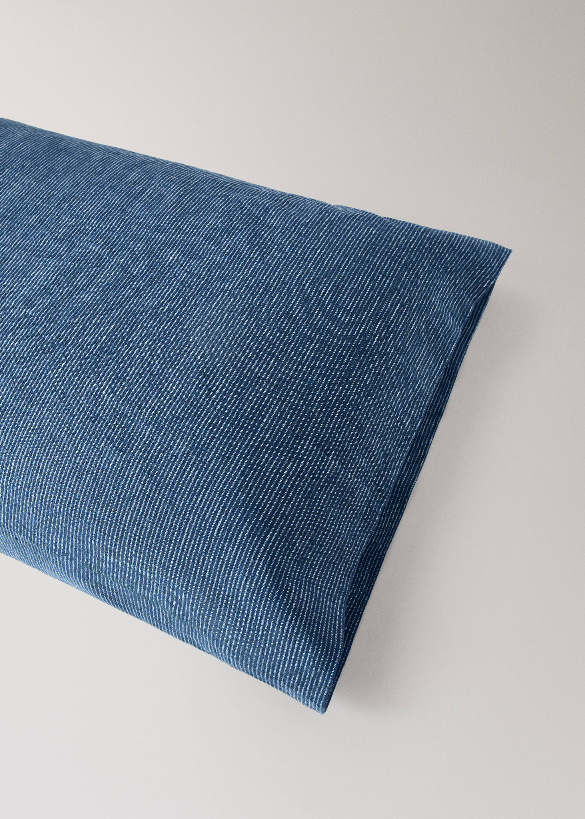 Two linen-cotton blend striped pillowcases, 45 x 110 cm - Details of the article 2