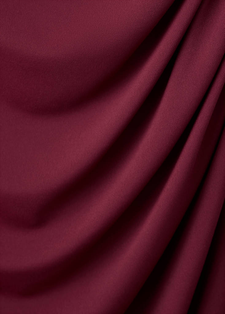 Turtleneck dress with asymmetrical sleeves — Maroon