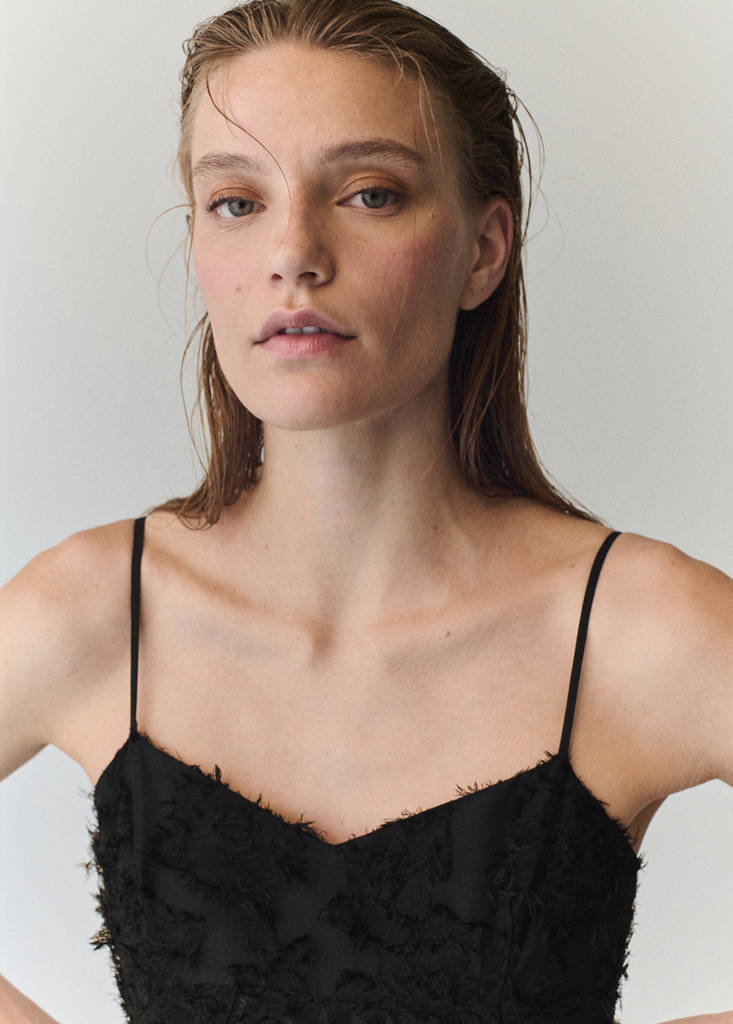 Semi-transparent feather dress — Black