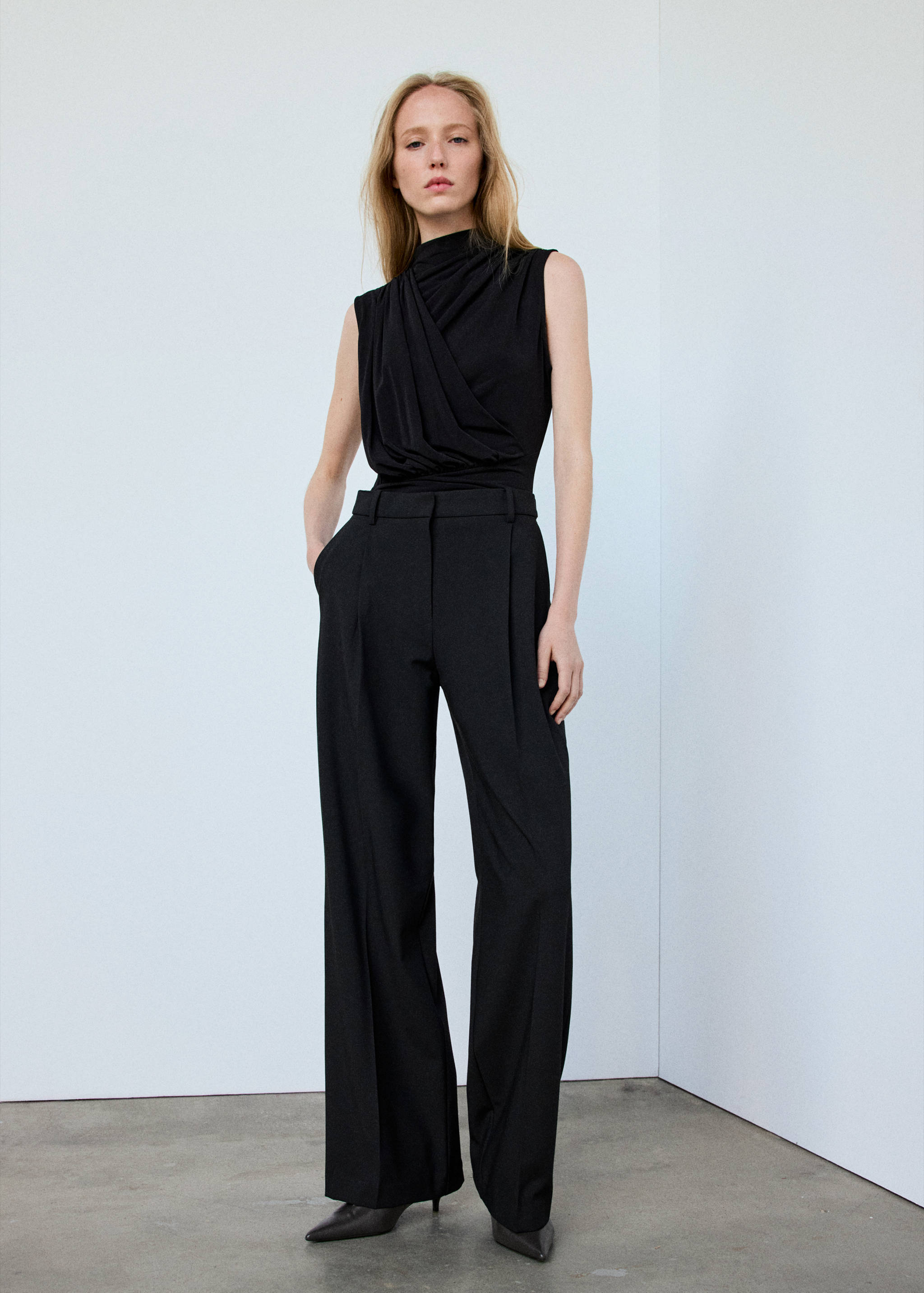 Chiffon draped top - General plane