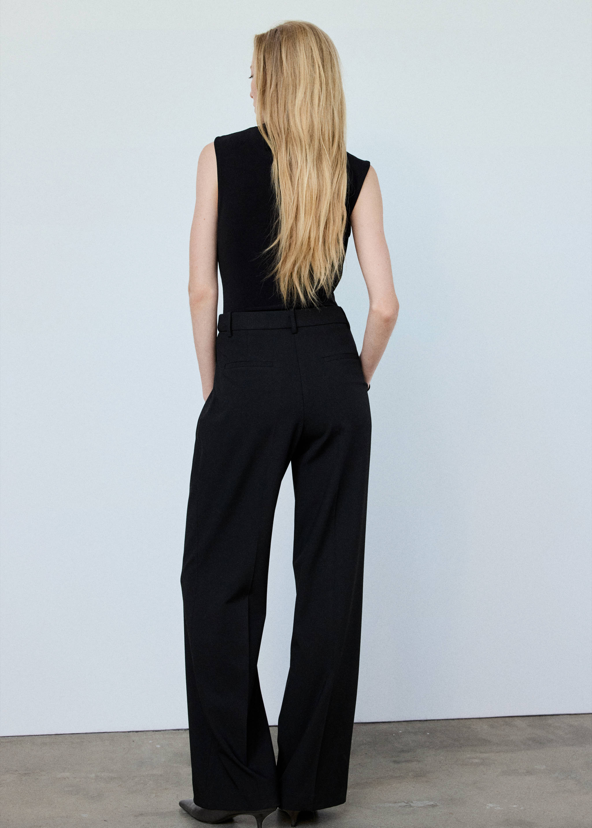 Chiffon draped top - Reverse of the article