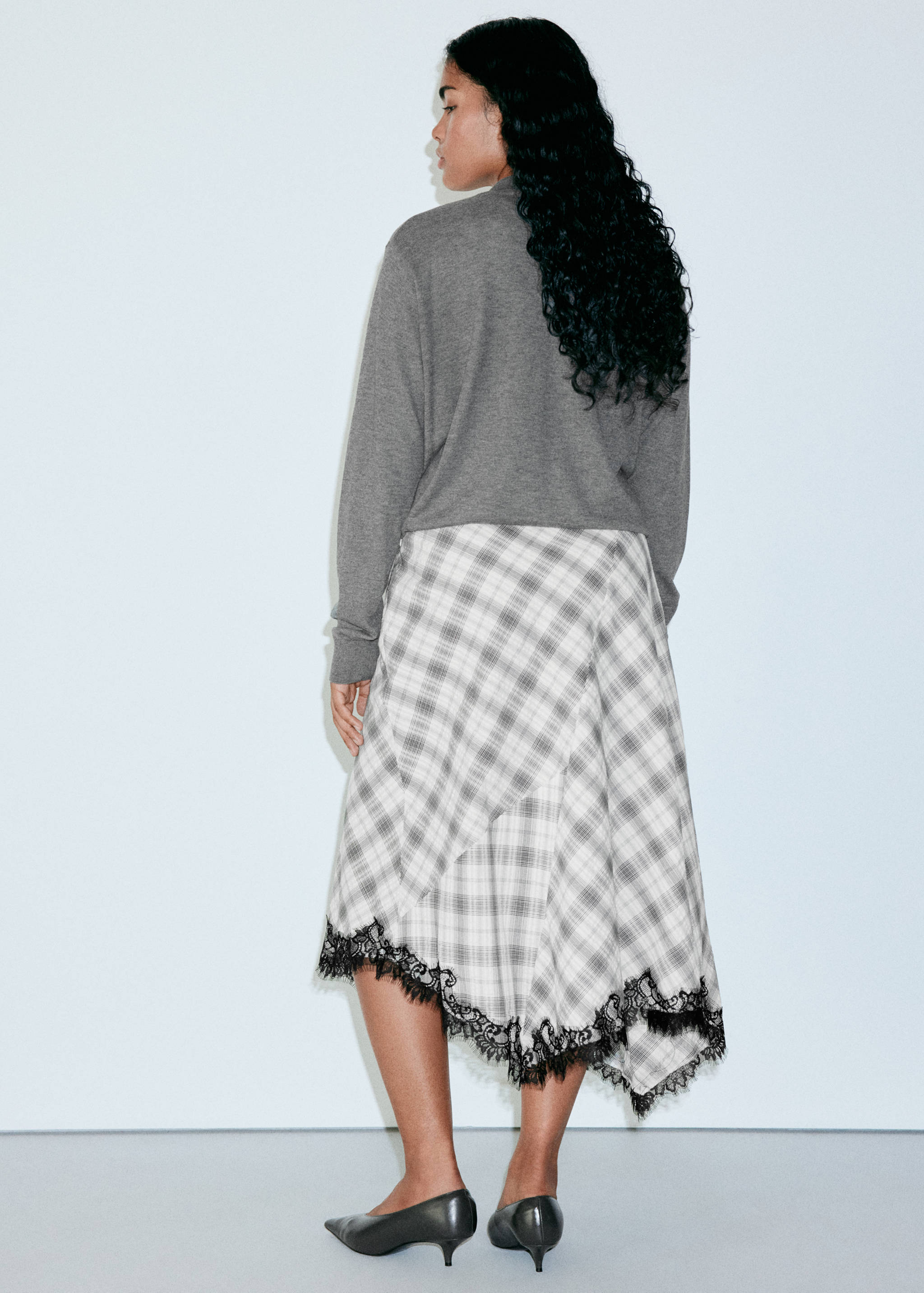 Fluid midi checked skirt - Details of the article 4