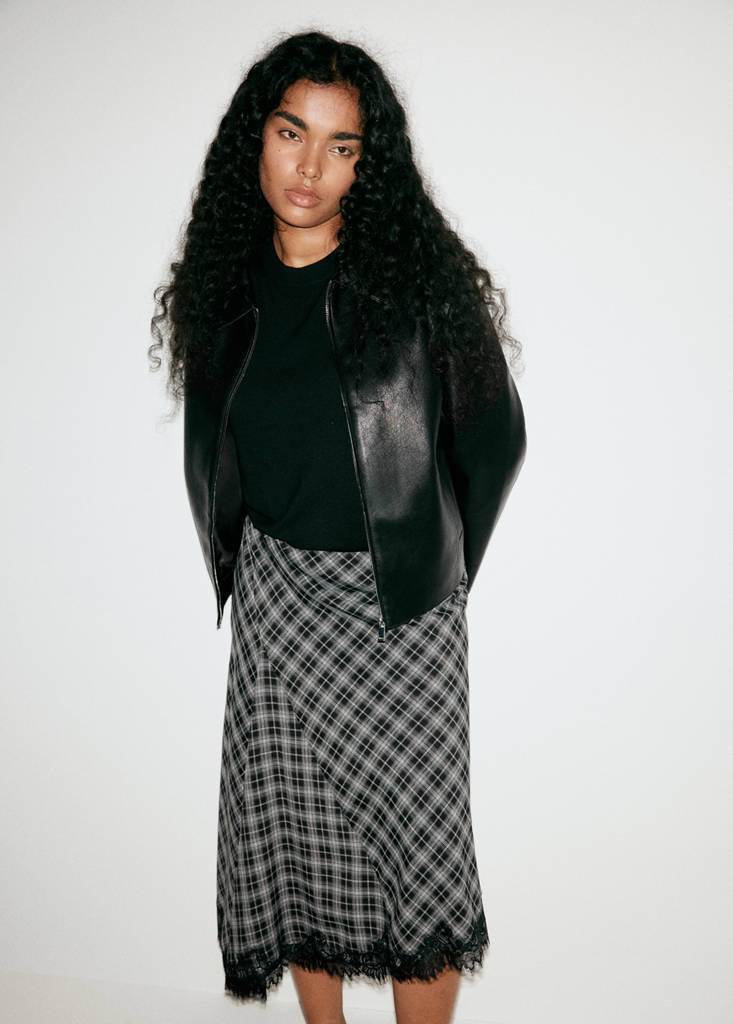 Fluid midi checked skirt — Black