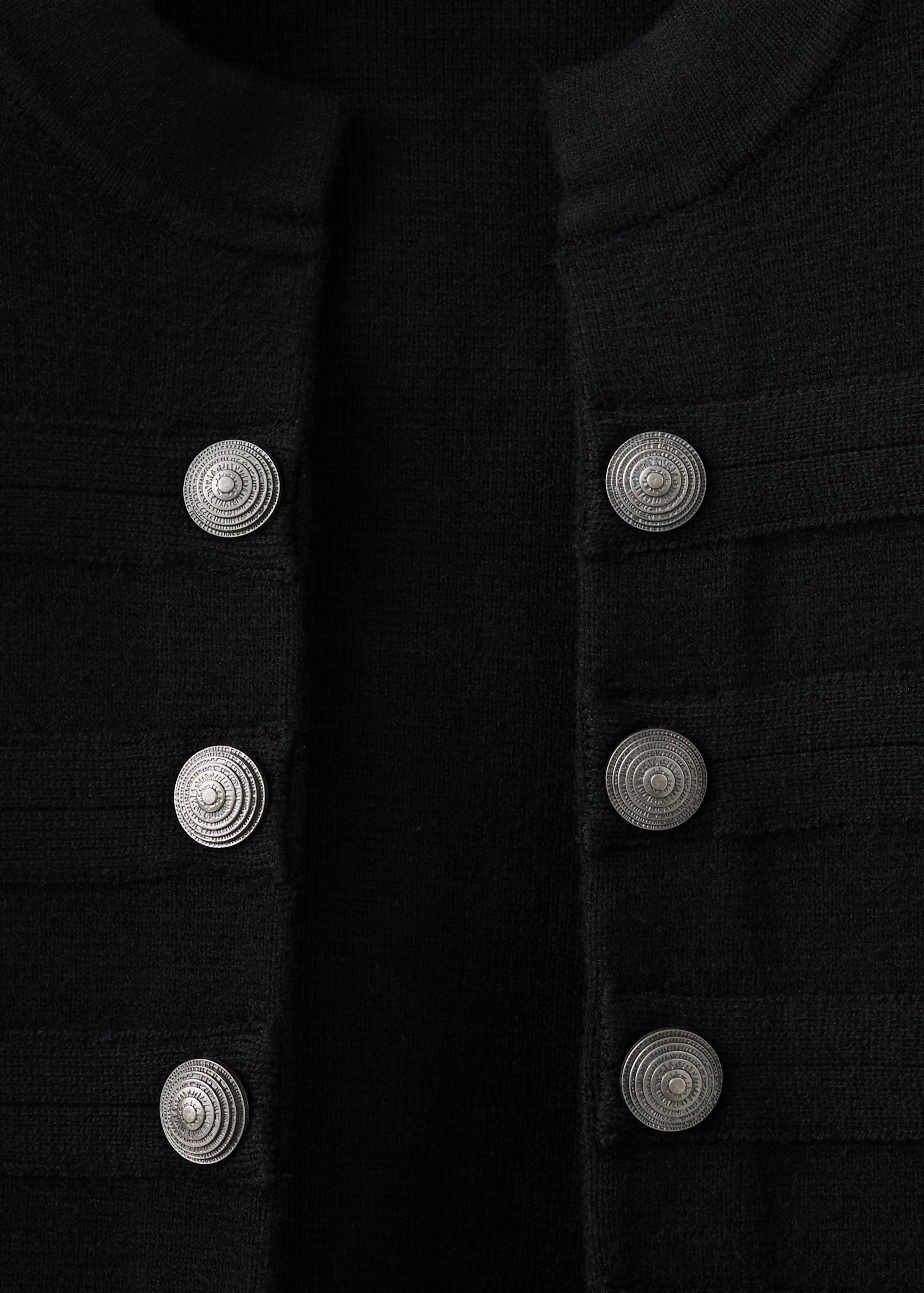 Fine-knit buttoned jacket - Details of the article 8