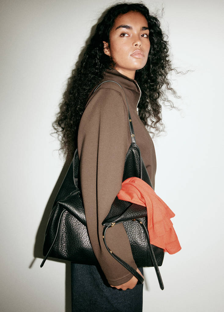 Turtleneck sweatshirt with zip — Brown