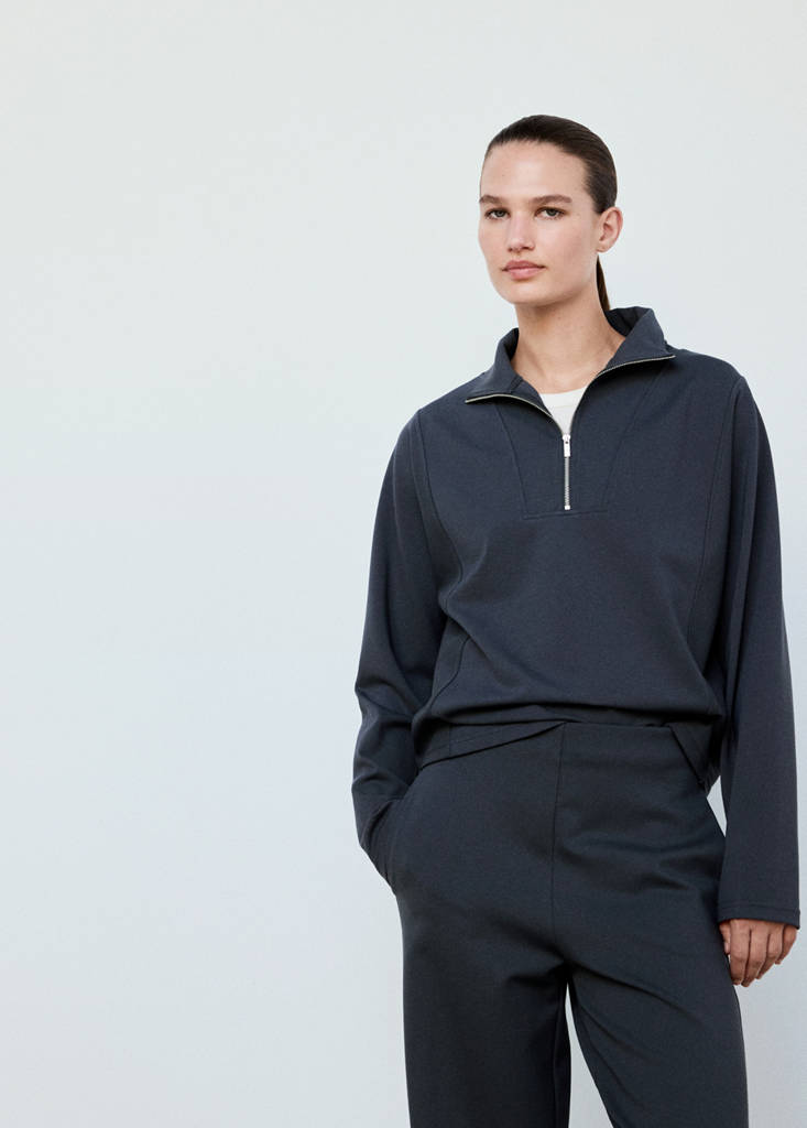 Turtleneck sweatshirt with zip — Blue