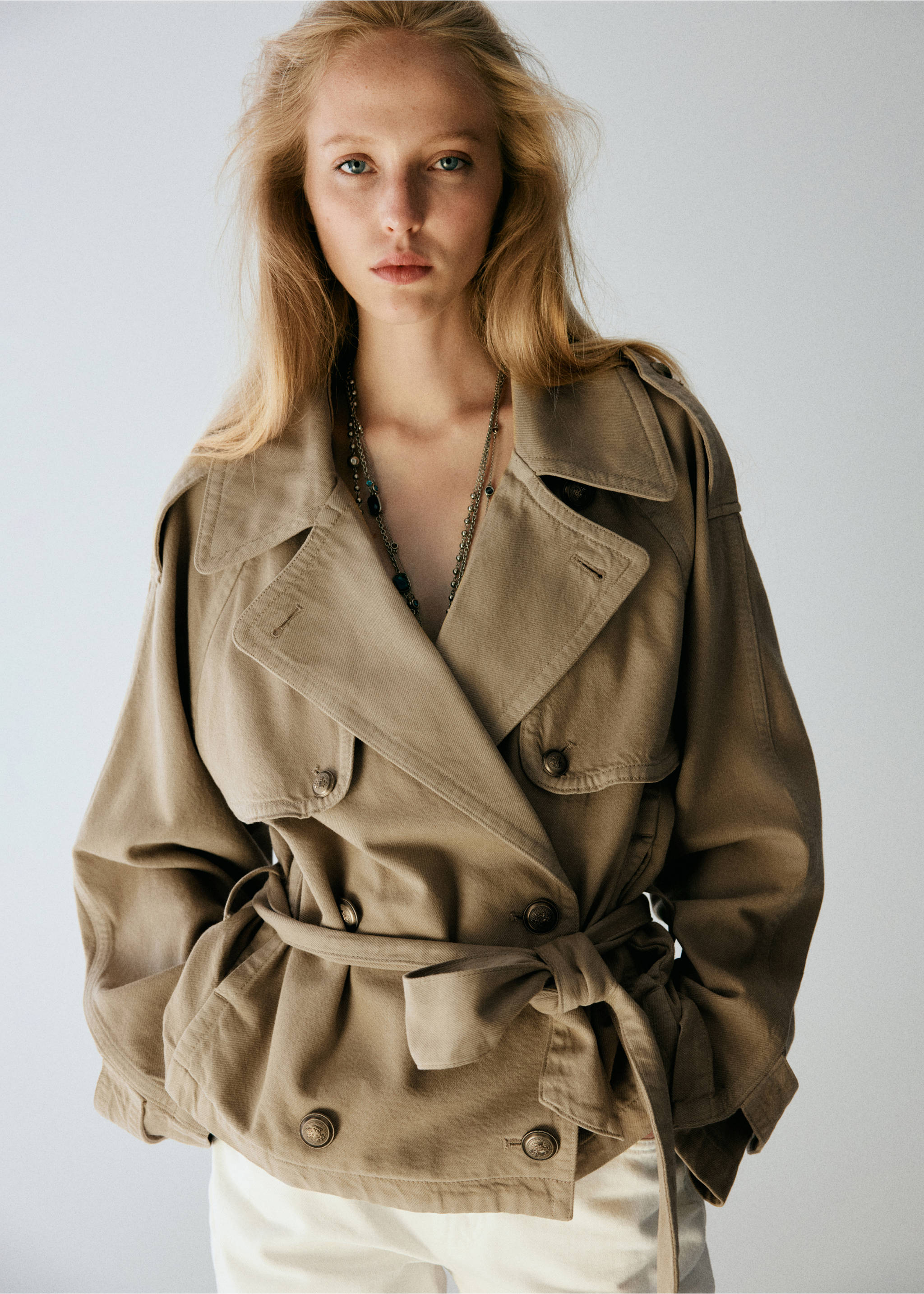 Fitted belted trench coat - Medium plane, Sand. Ref: 37094078-00.