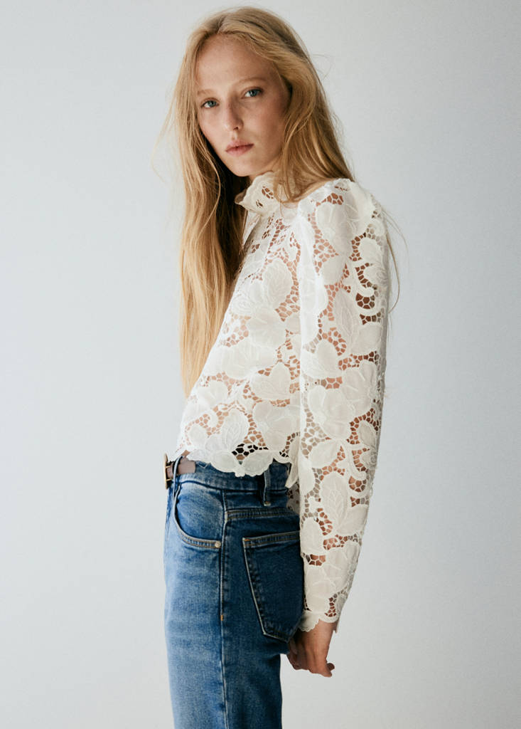 Guipure blouse with band collar