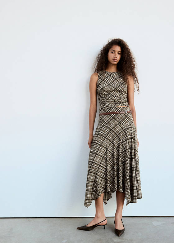 Kareli drape bluz