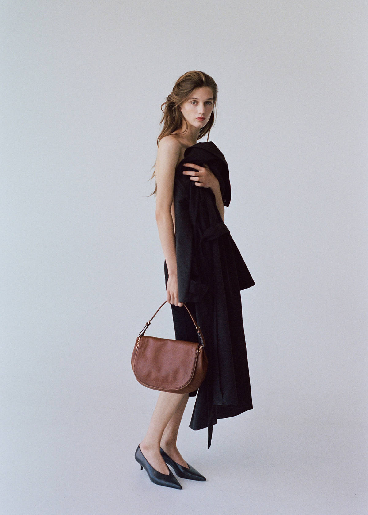 Crossbody bag with flap — Leather