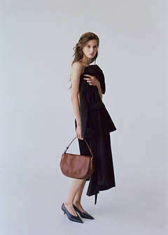 Crossbody bag with flap — Leather 2