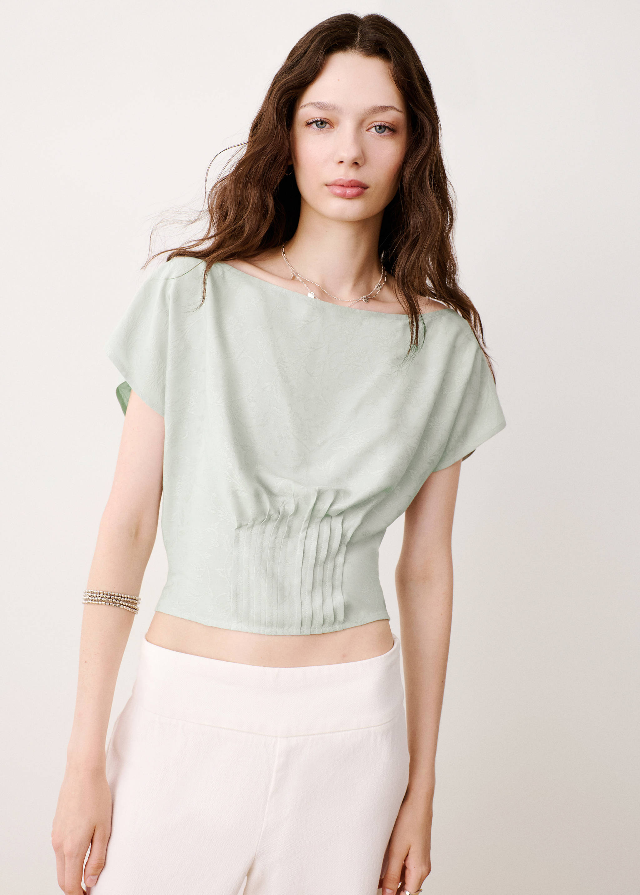 Jacquard blouse with pleated detail - Medium plane