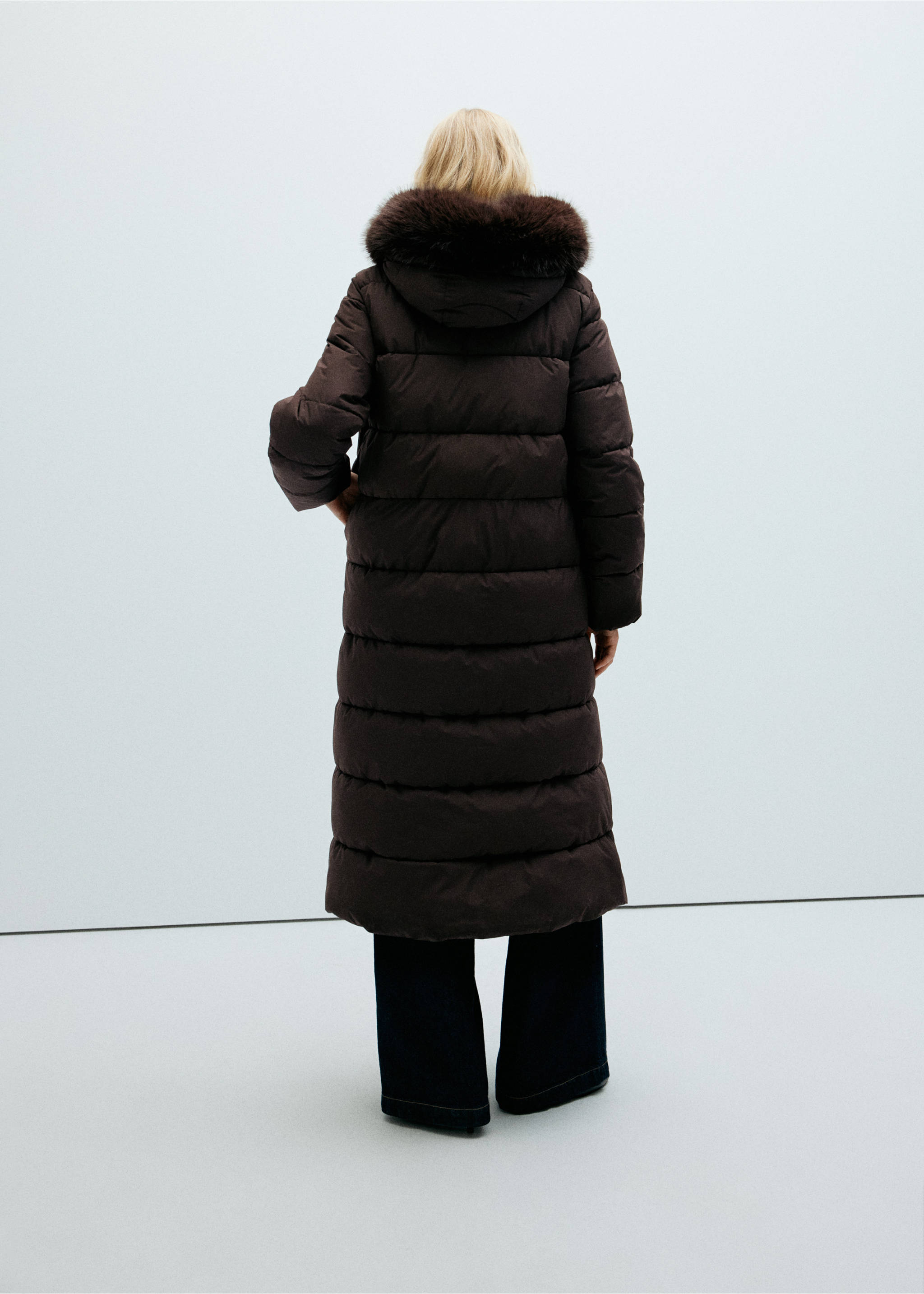 Padded anorak with faux-fur hood - Reverse of the article, Chocolate. Ref: 37094099-00.