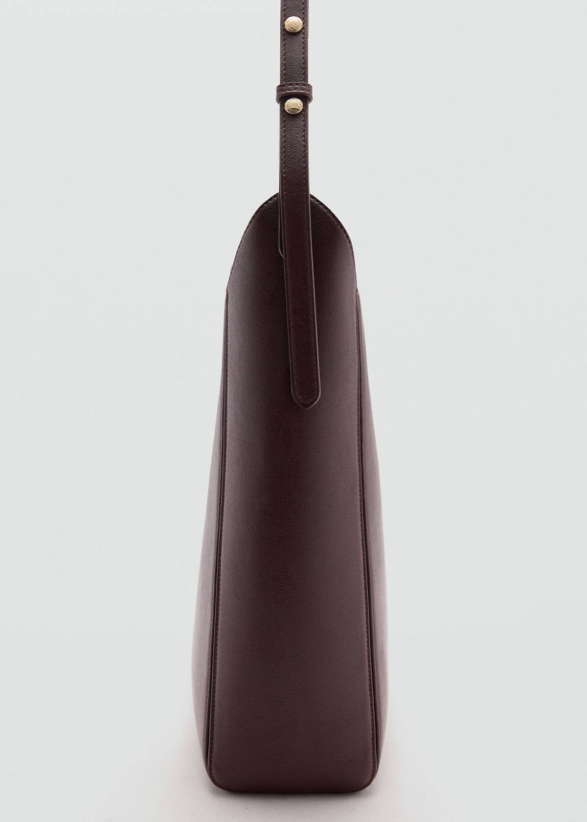 Bucket bag with clasp — Burgundy