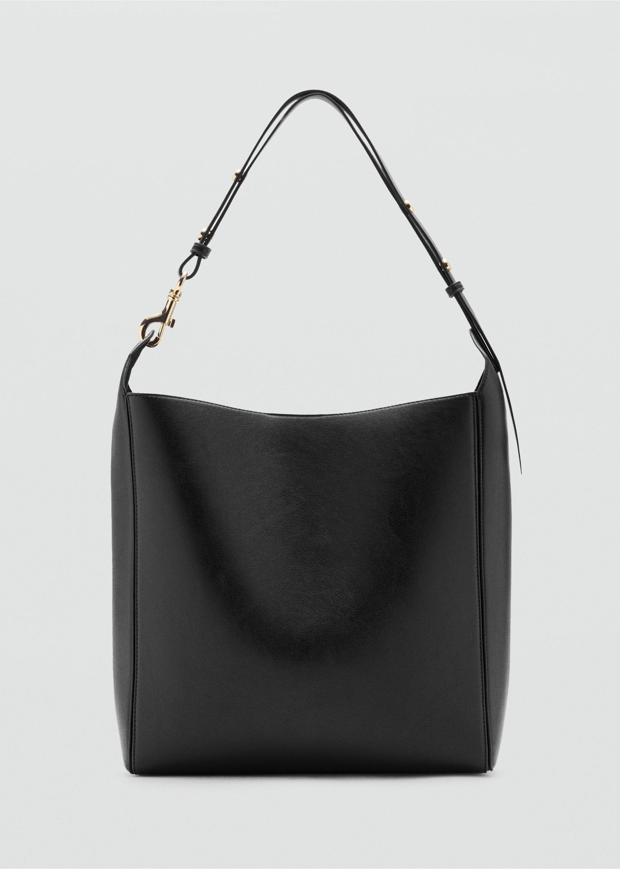 Bucket bag with clasp - Article without model, Black. Ref: 37094101-00.
