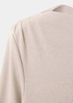 Long-sleeved boat-neck t-shirt — Sand 9