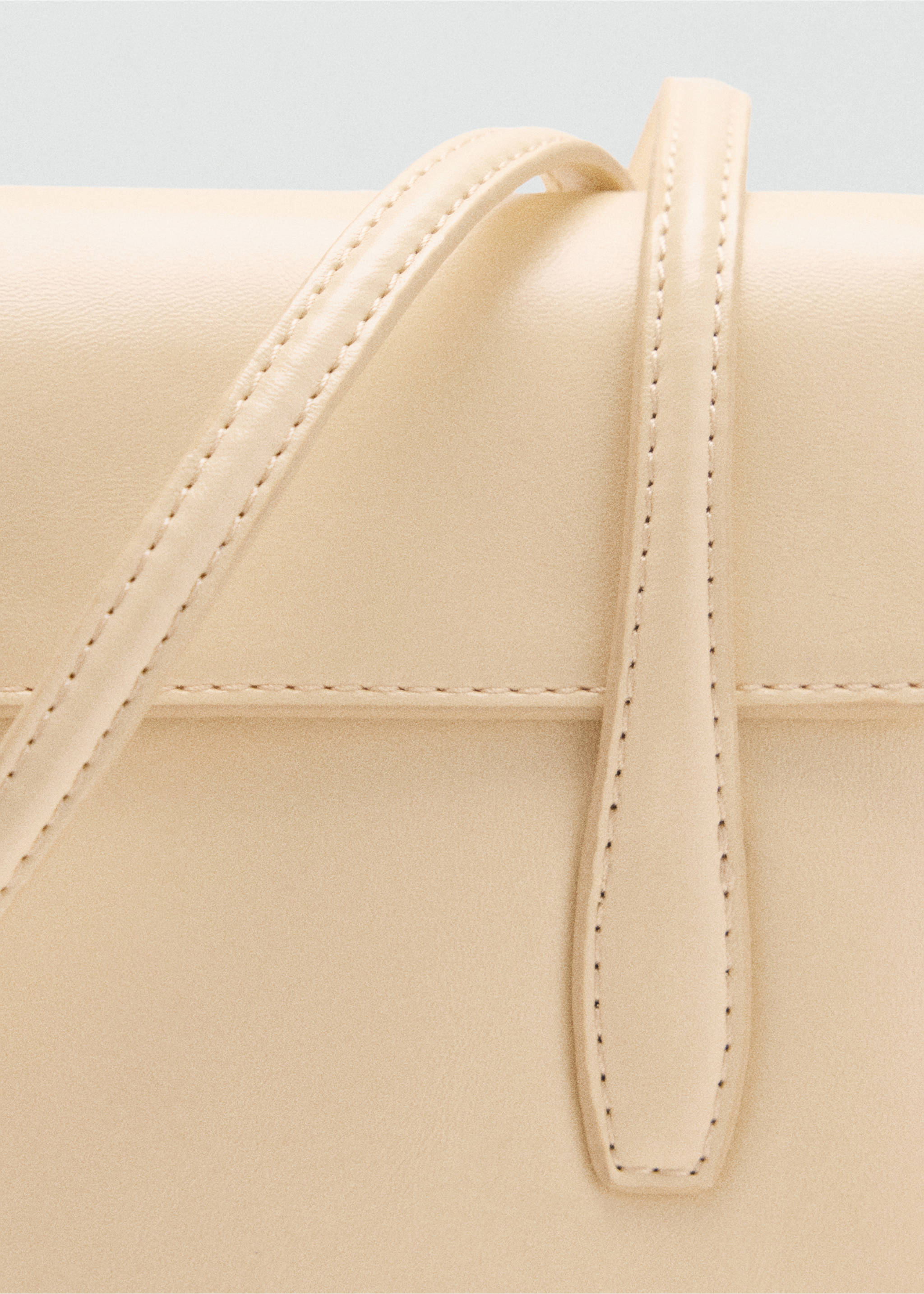 Shoulder bag with strap - Details of the article 2, Pastel Yellow. Ref: 37094104-00.