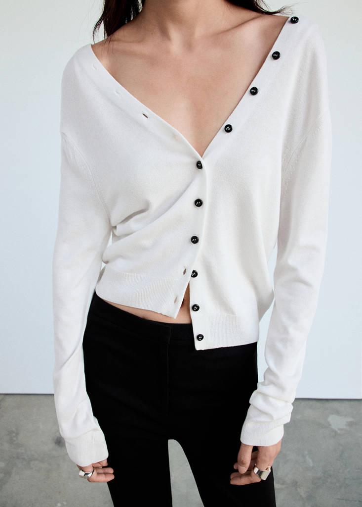 Knitted button cardigan — White