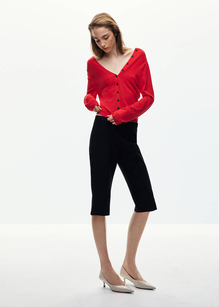 Knitted button cardigan — Red