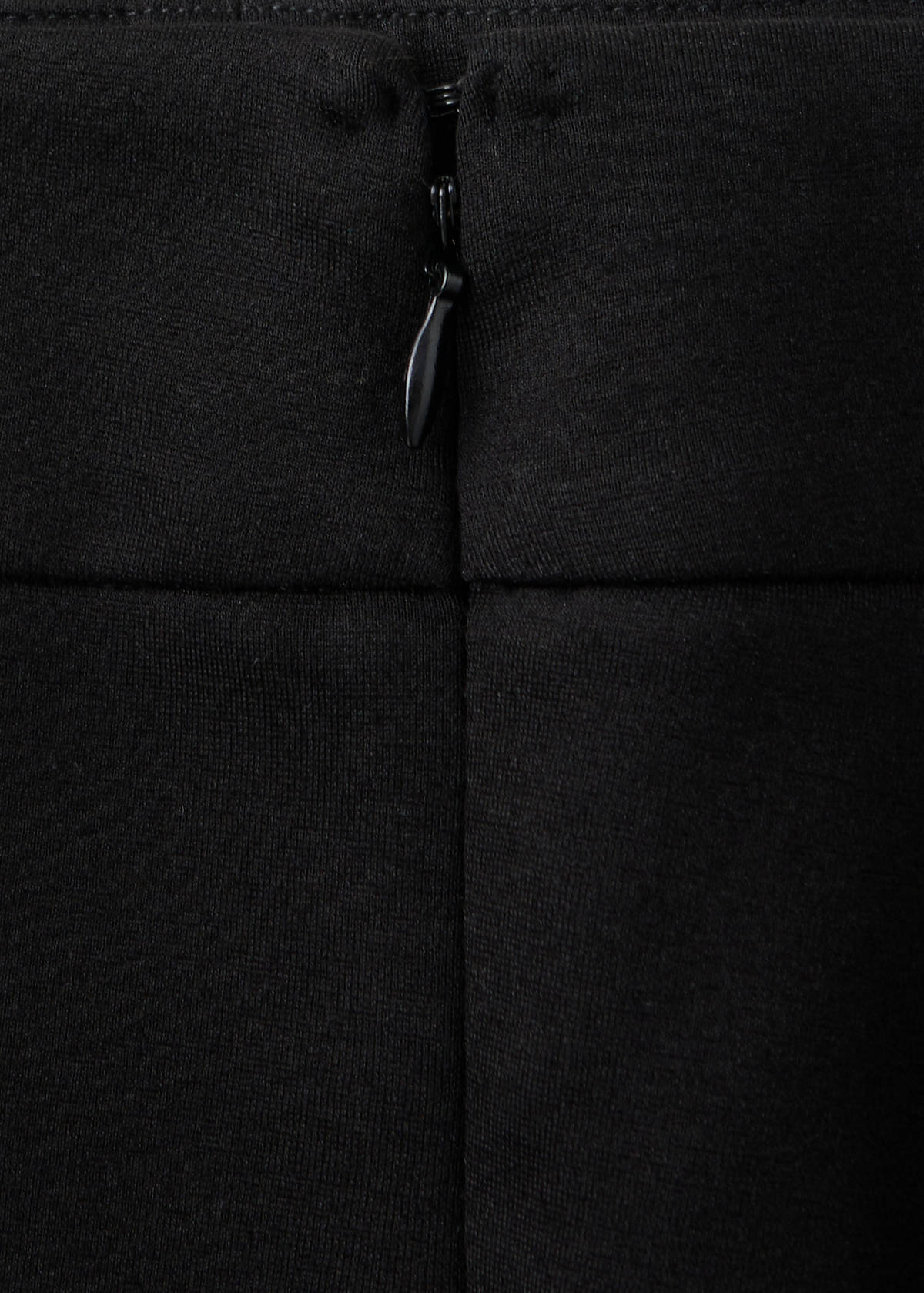 Capri trousers with openings — Black