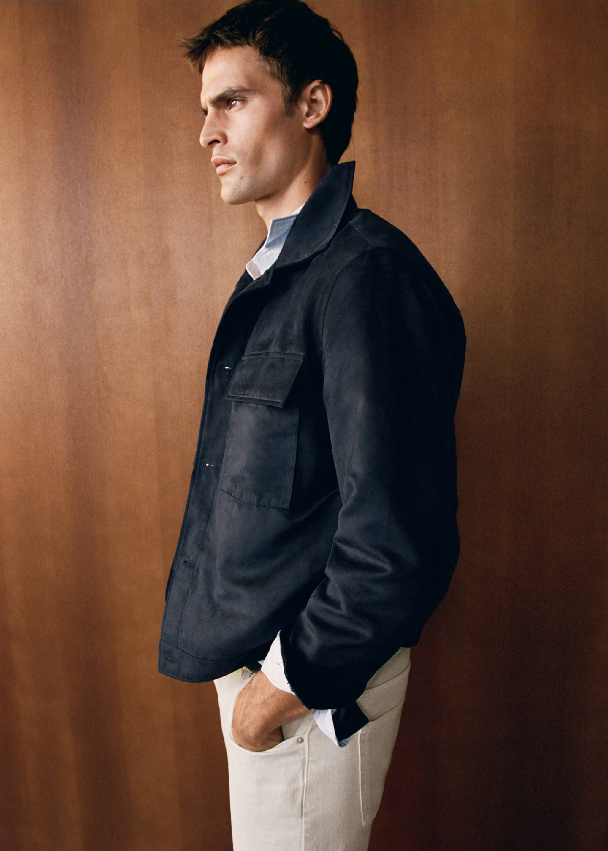 Suede-effect jacket with pockets - Details of the article 5, Night Blue. Ref: 37094401-00.