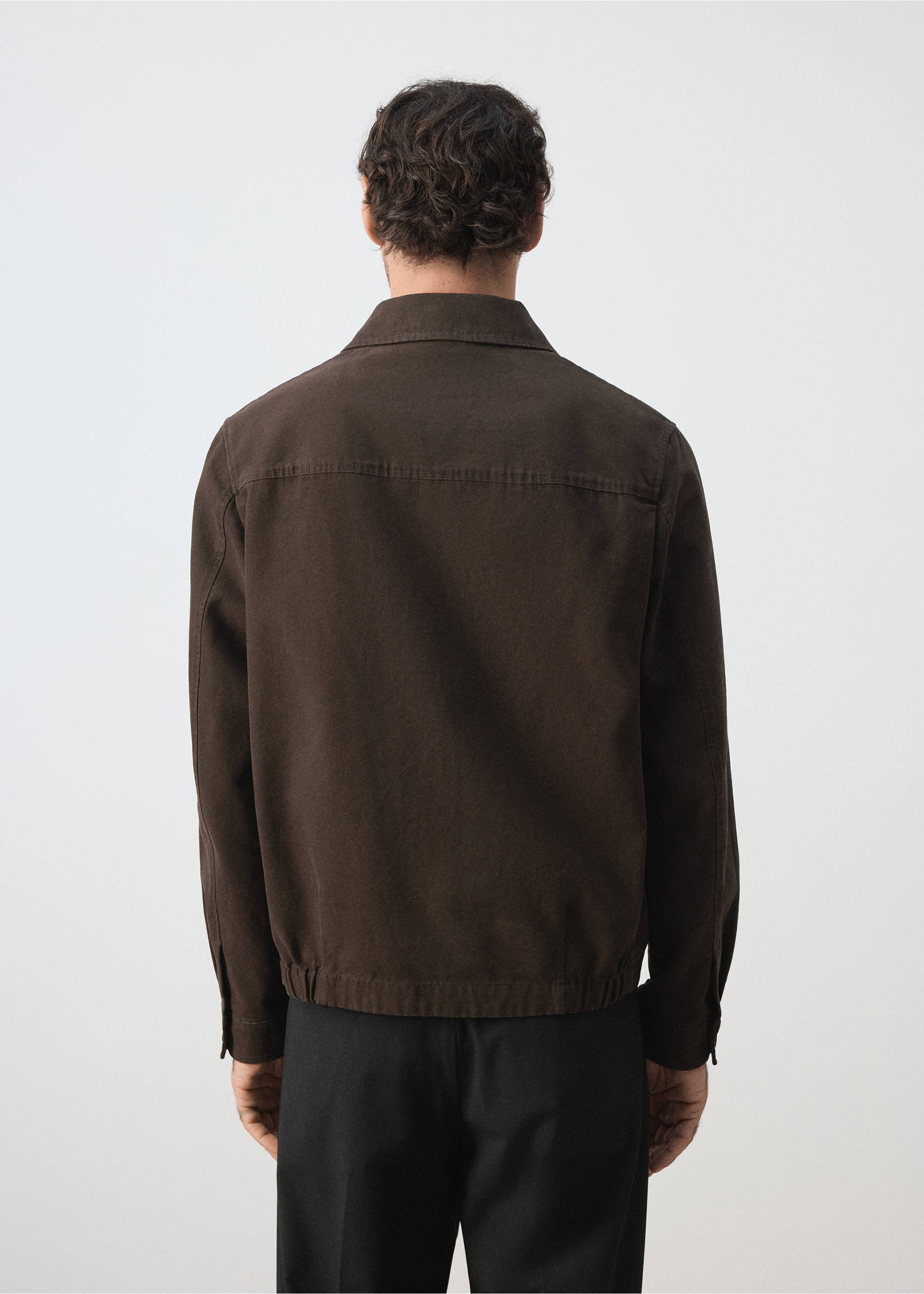 Surchemise 100 % coton poche - Verso de l’article, Marron. Ref: 37094403-00.