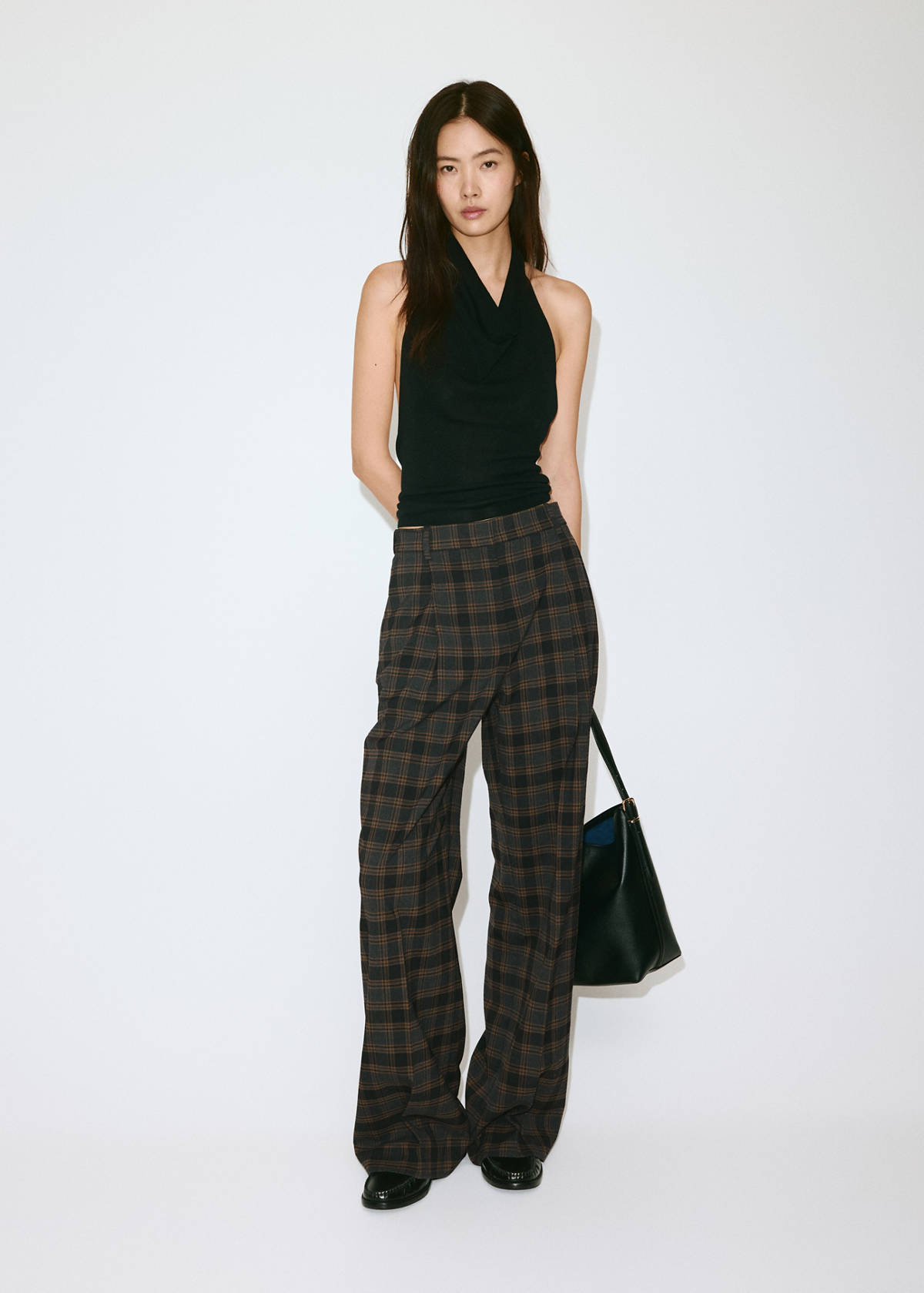 Straight-fit pleated trousers — Brown