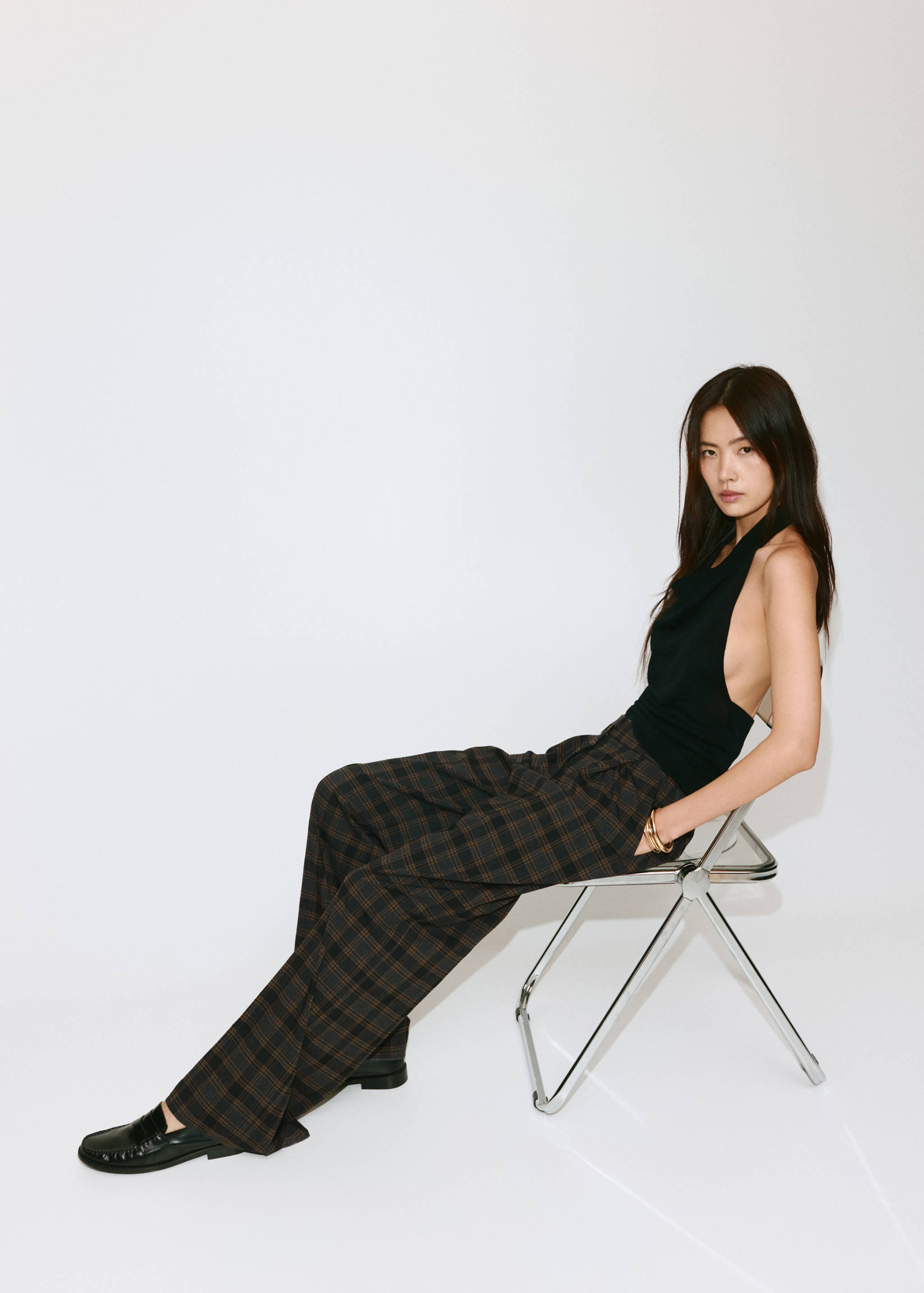 Straight-fit pleated trousers - Details of the article 1