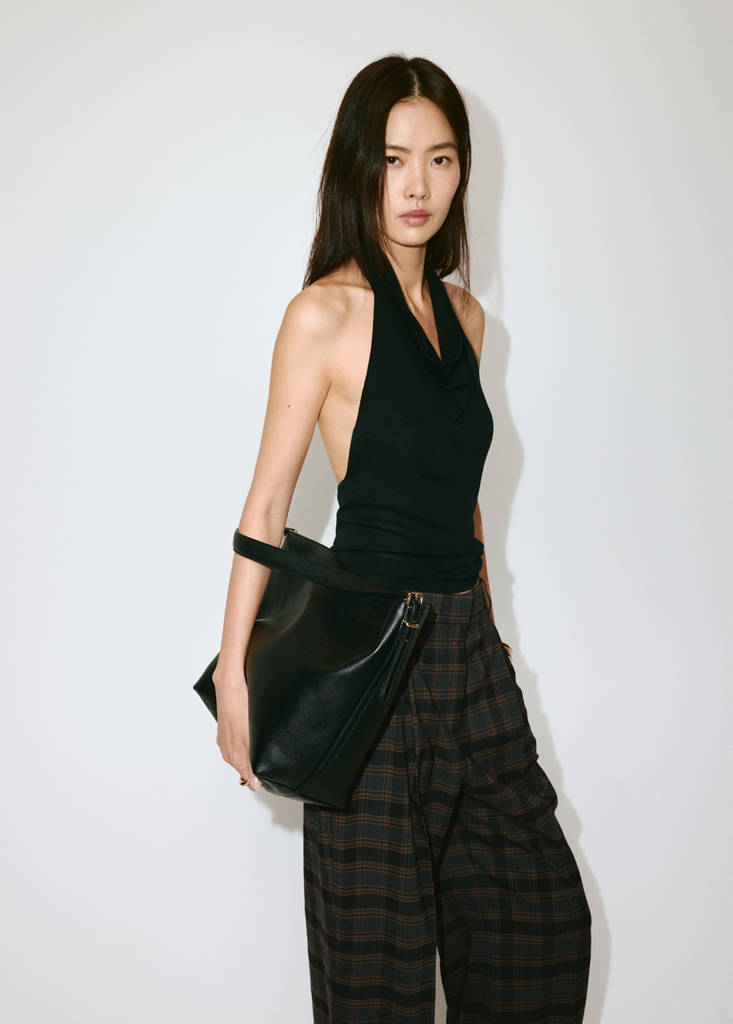 Straight-fit pleated trousers — Brown