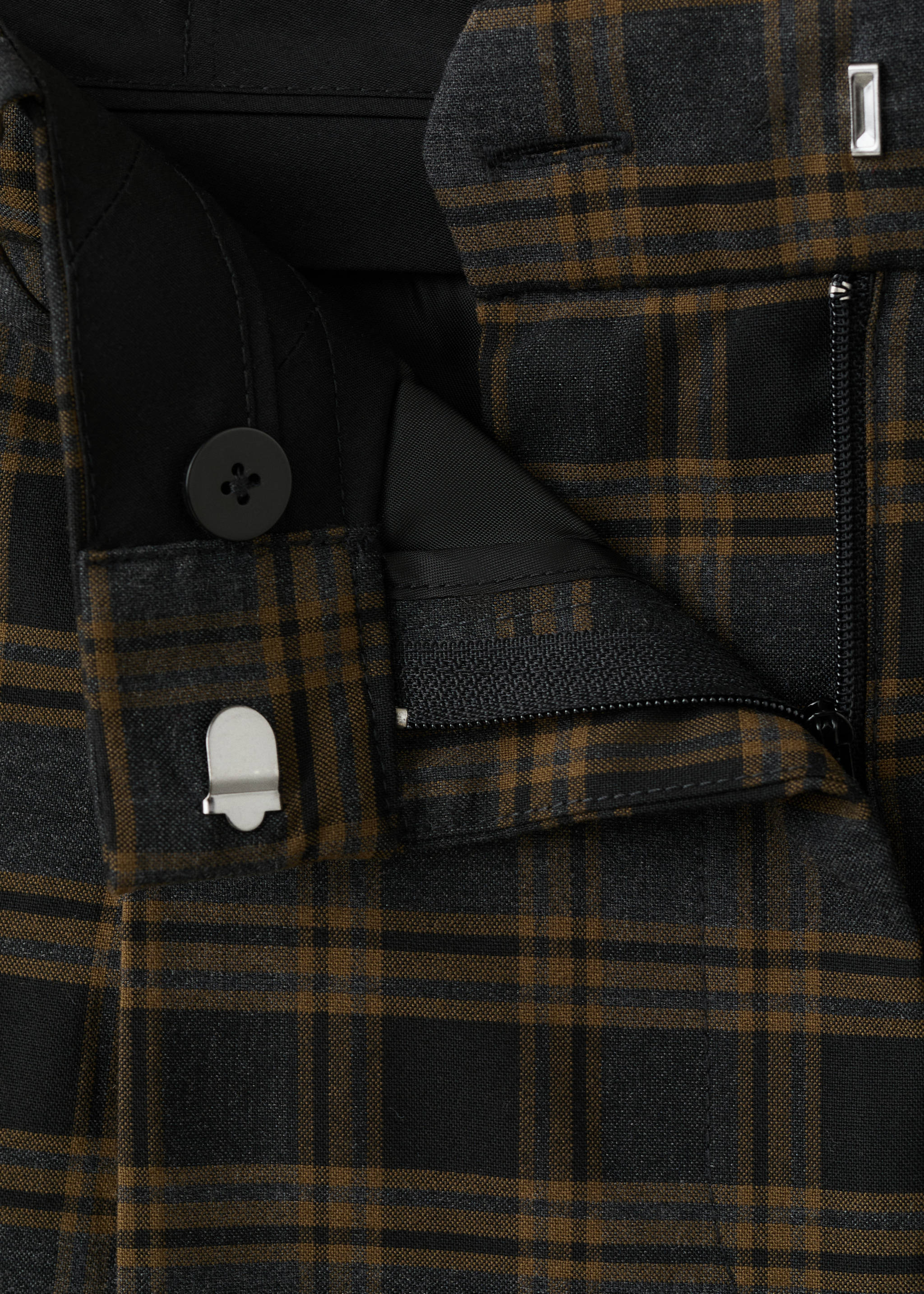 Straight-fit pleated trousers - Details of the article 0