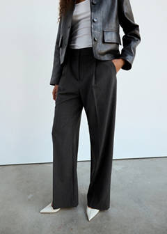 Straight-fit pleated trousers — Grey 1