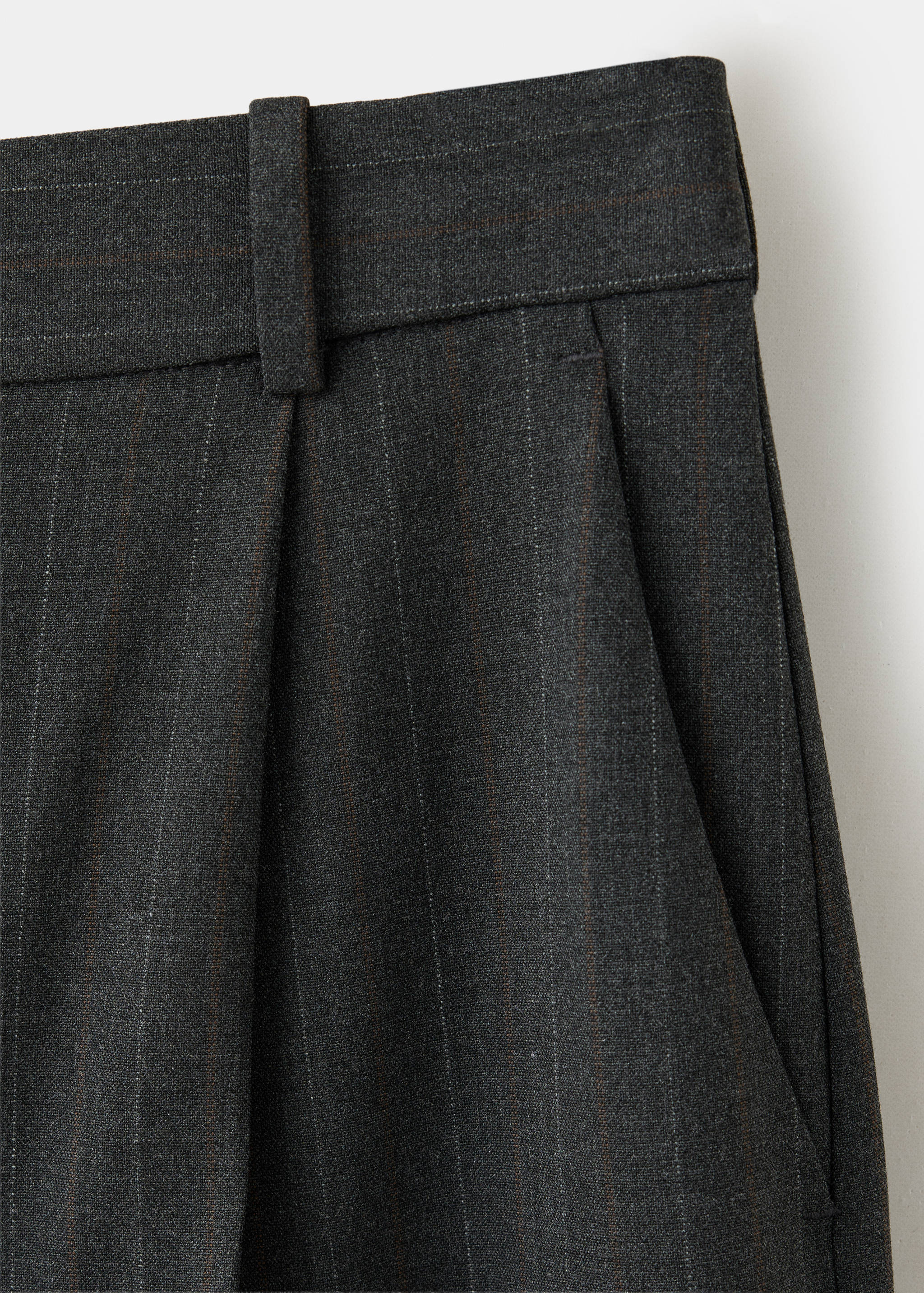 Straight-fit pleated trousers - Details of the article 0