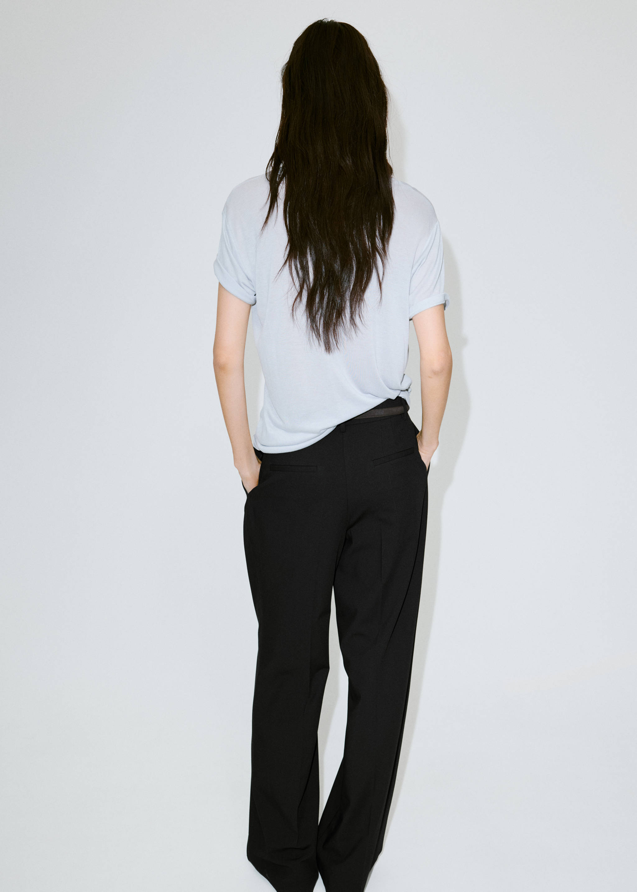 Straight-fit pleated trousers - Reverse of the article