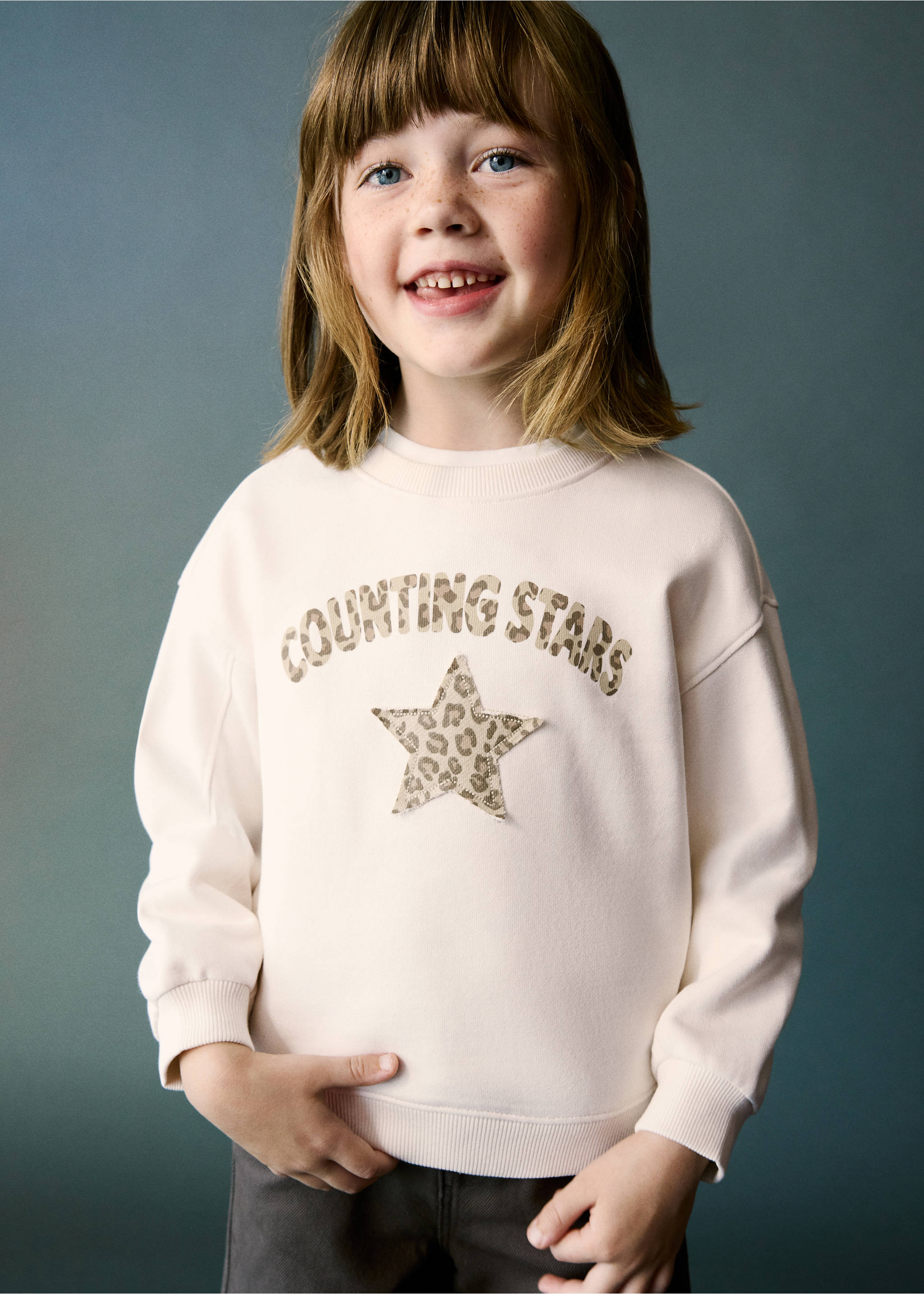 Sweatshirt with animal print detail - Medium plane, Off White. Ref: 37094430-00.