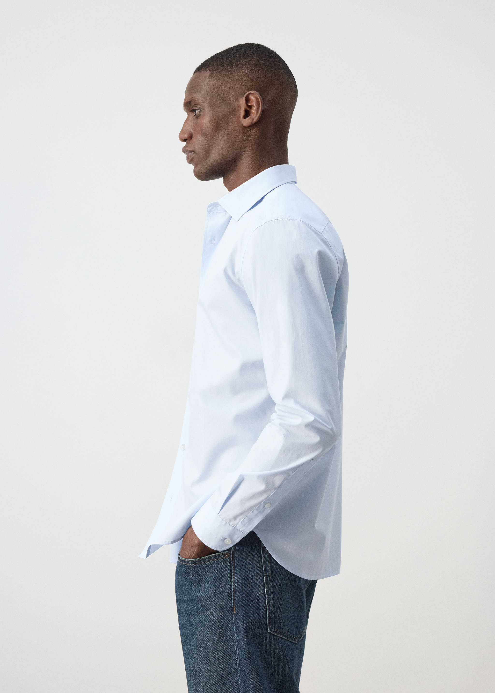 Regular-fit 100% cotton shirt - Details of the article 2