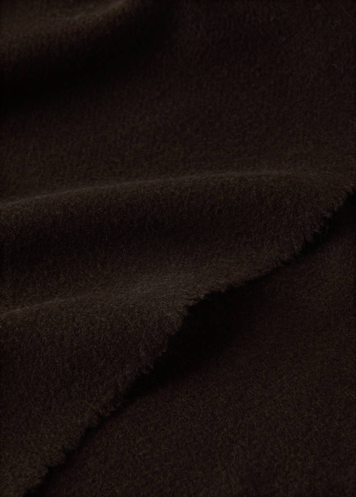 Wool-blend blanket with fringes — Chocolate