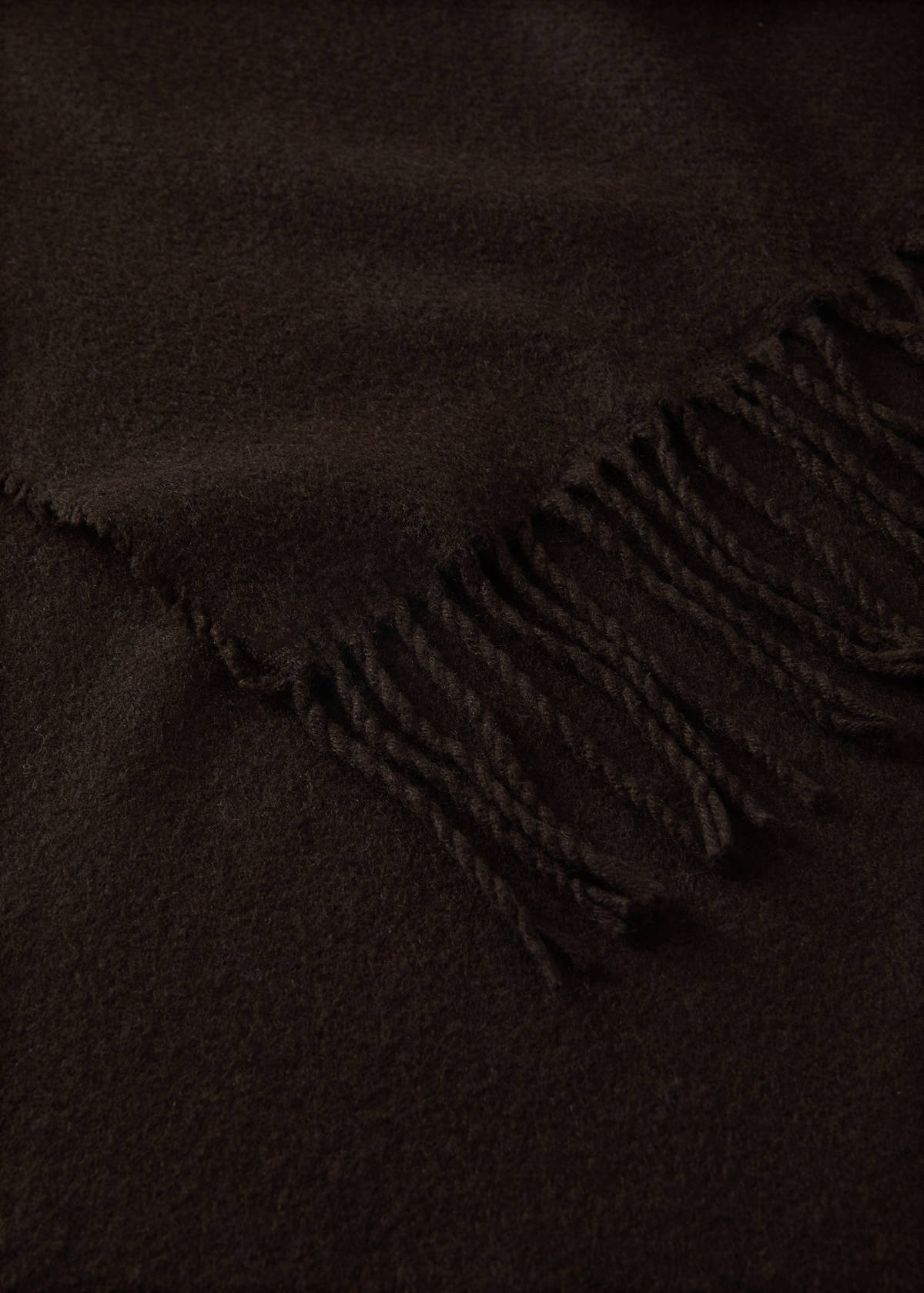 Wool-blend blanket with fringes — Chocolate