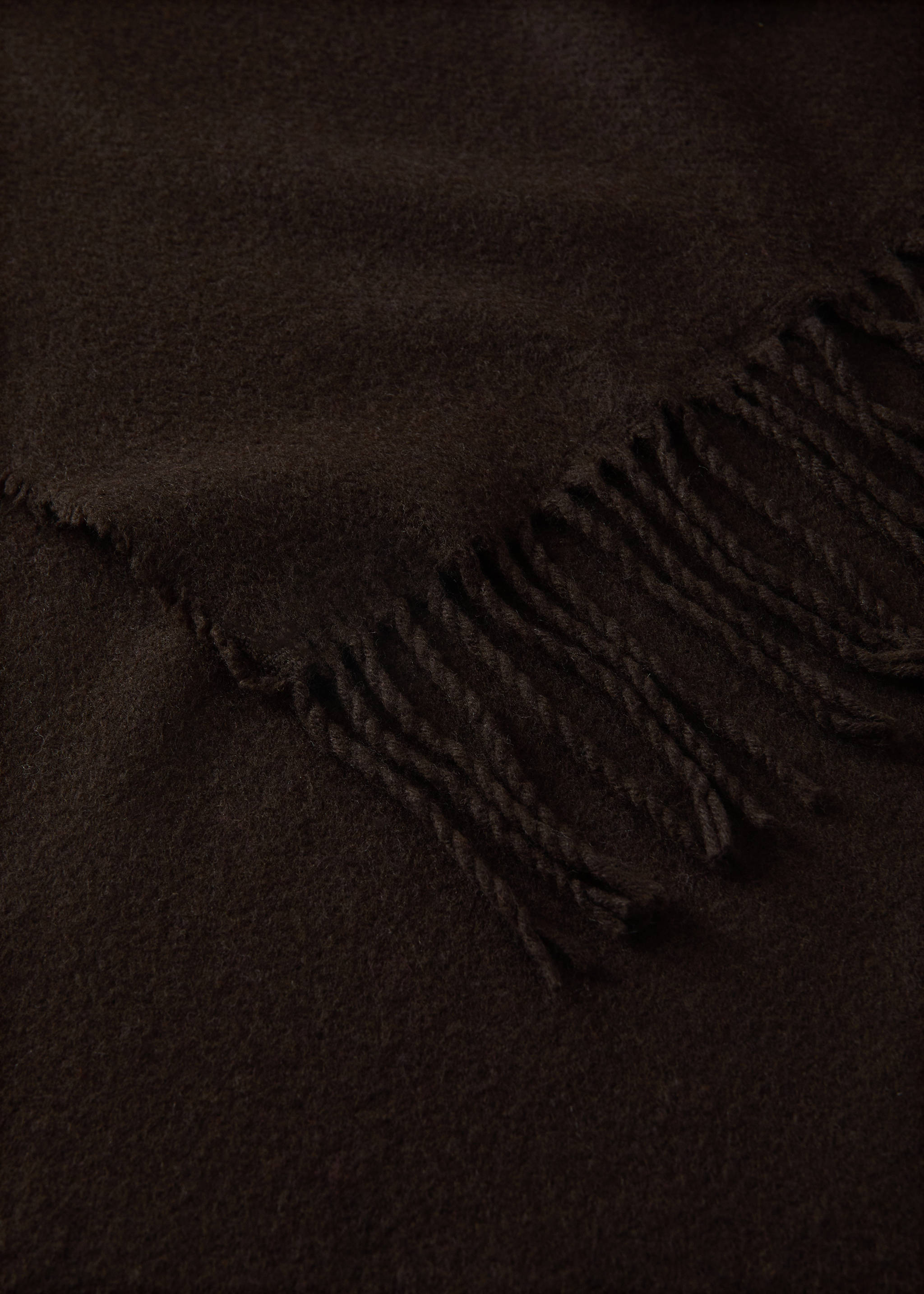 Wool-blend blanket with fringes - Details of the article 2