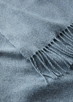 Wool-blend blanket with fringes — Blue 3