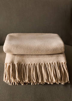 Wool-blend blanket with fringes — Nude 1