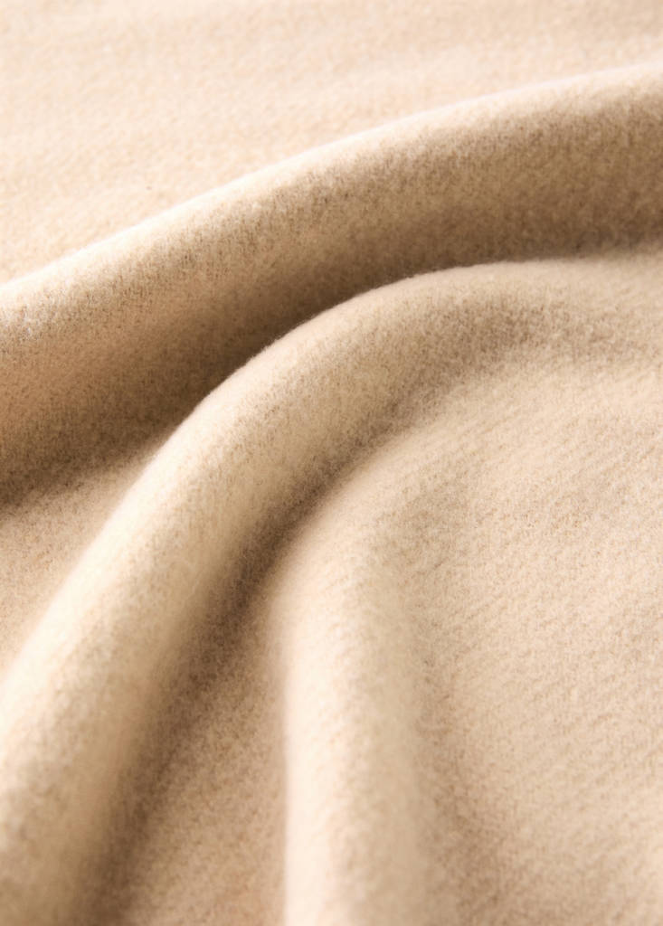 Wool-blend blanket with fringes — Nude